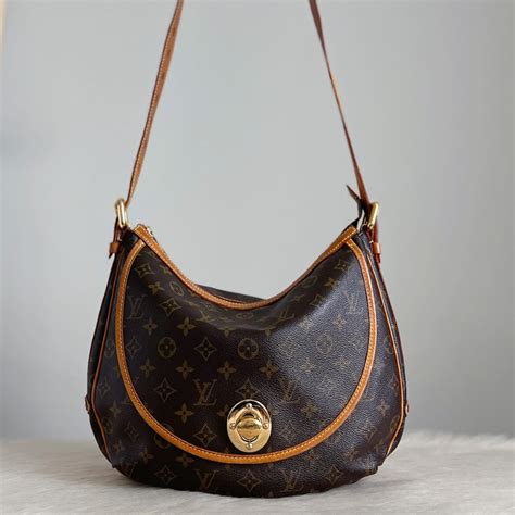 LOUIS VUITTON Monogram Tulum GM 1519993 